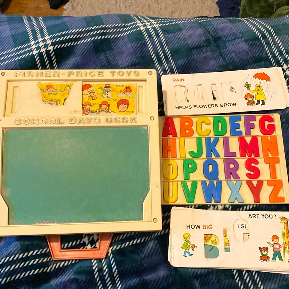 Vintage 70s Fisher Price 1972 school days play desk magnet tray & cubby storage